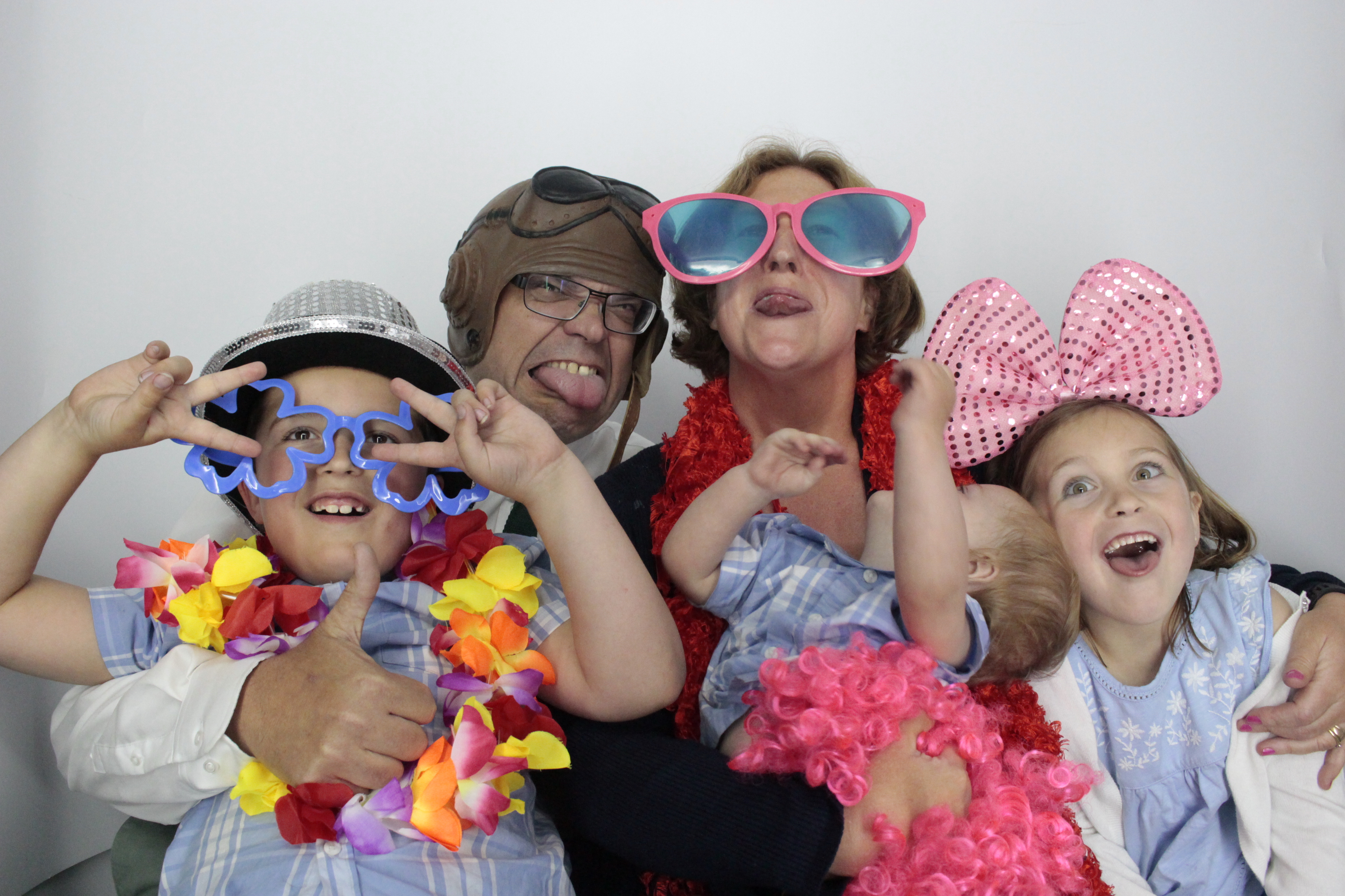 Sinead and Martyn's Wedding | View more photos from the event at gallery.myphotoboothexperience.co.uk/u/MyPhotoBoothExperienceLtd/Sinead-and-Martyns-Wedding